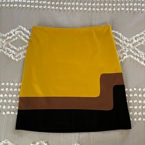 Ann Taylor LOFT Fully Lined Skirt. Size 8.